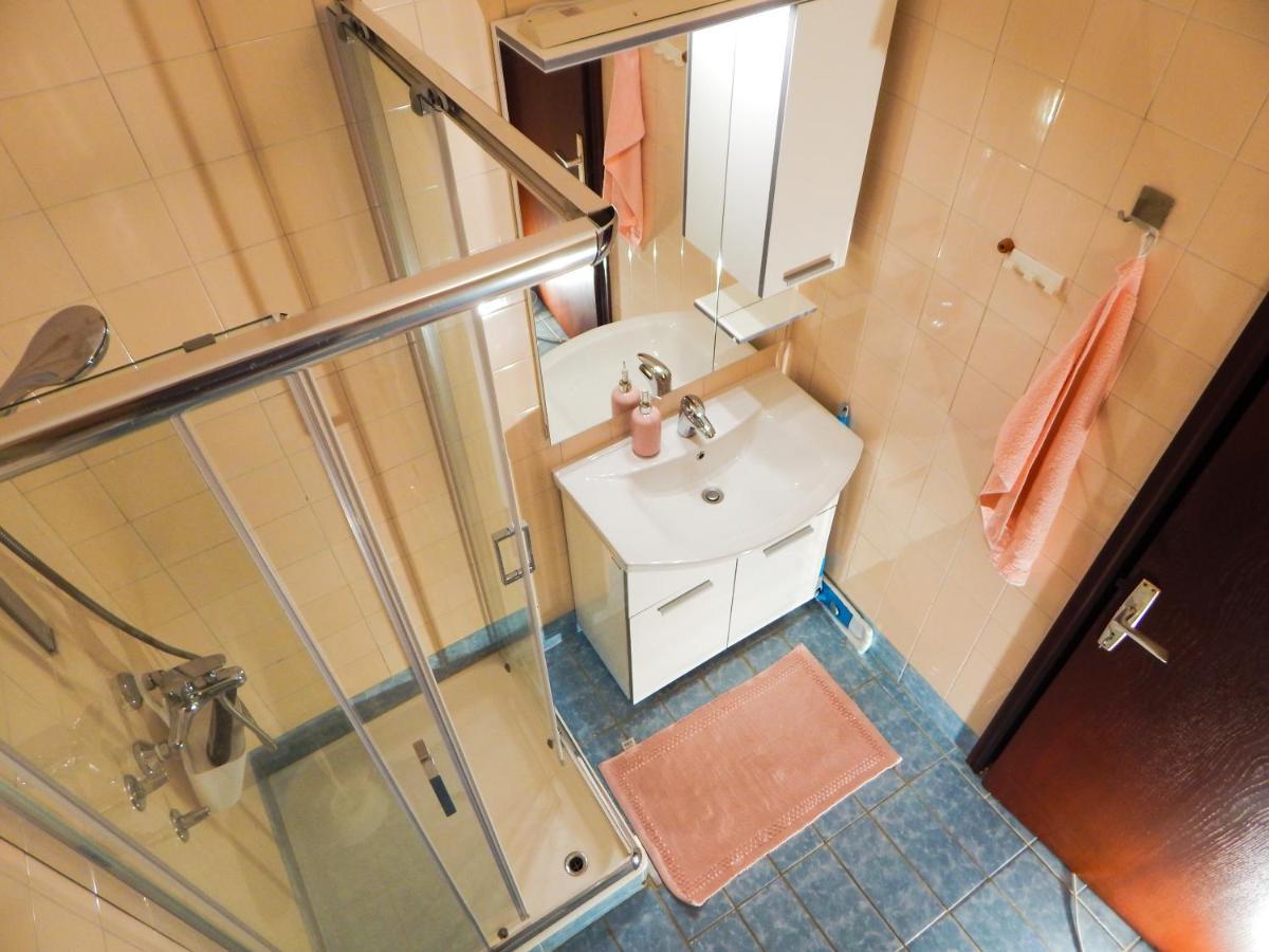 Apartmani Jutro 诺瓦利娅 外观 照片