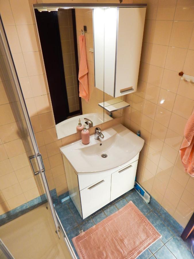 Apartmani Jutro 诺瓦利娅 外观 照片